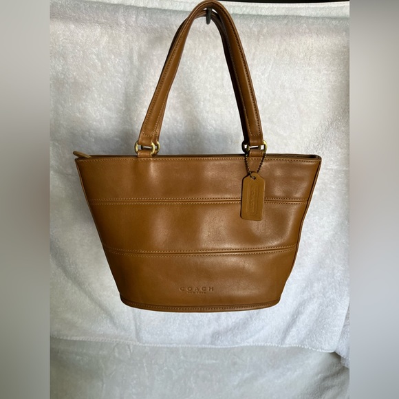 Coach Handbags - Vintage COACH Tribeca satchel (tan) #9081